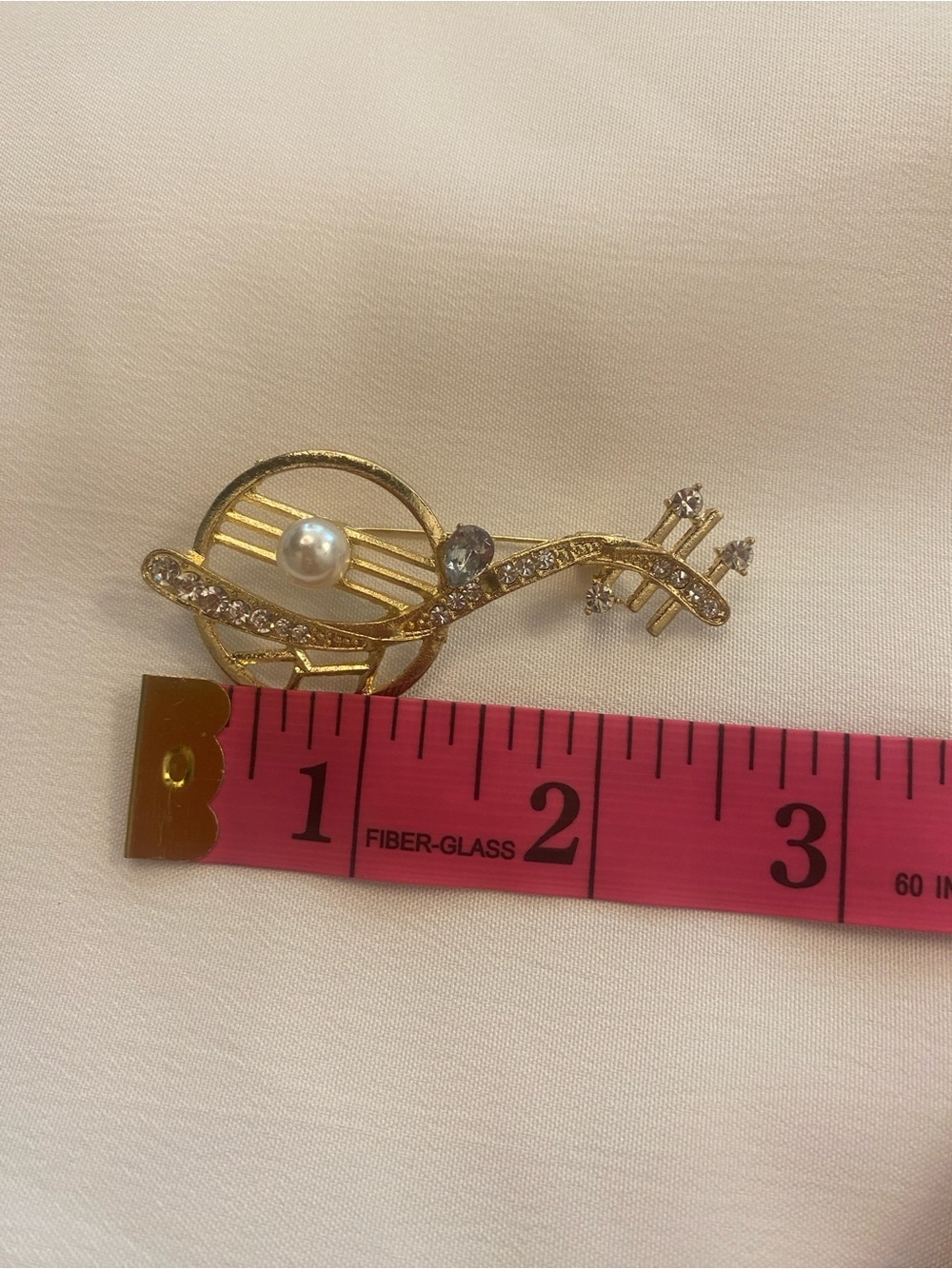 Musical Note Brooch Cello Violin Pearl Crystal Pin New - Picture 2 of 4